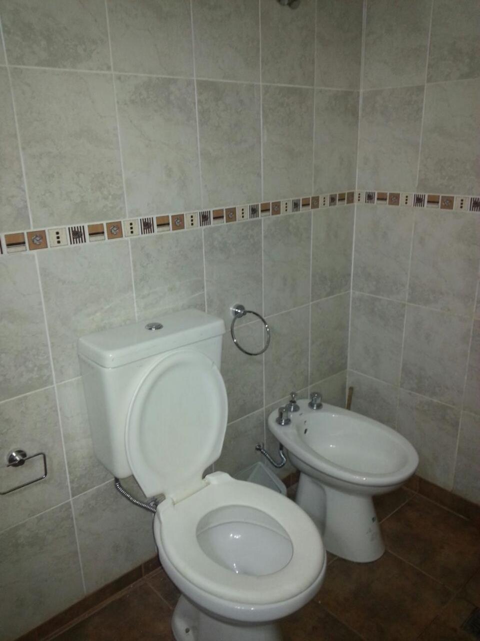 Casa Con Pileta Y Jardin A Tres Cuadras Del Villa Carlos Paz